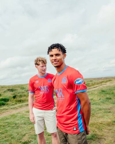 blackburn_rovers_26_27_umbro_third_kit_1.jpg