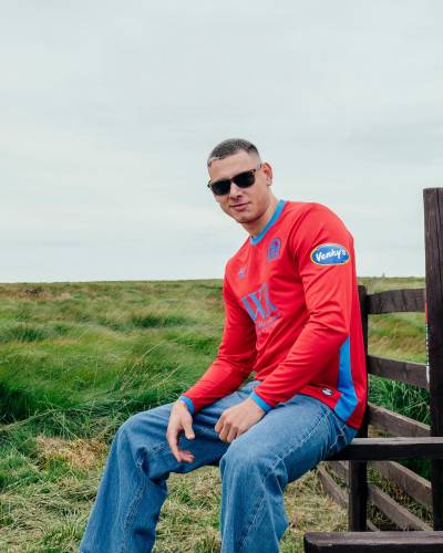 blackburn_rovers_26_27_umbro_third_kit_3.jpg
