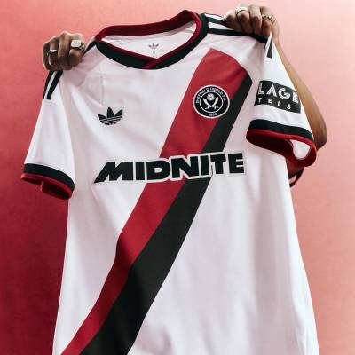 sheffield_united_26_27_adidas_away_kit_b.jpeg