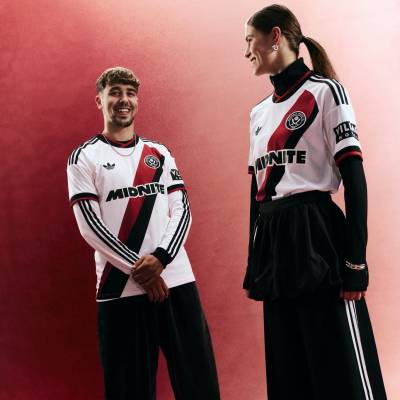 sheffield_united_26_27_adidas_away_kit_f.jpeg