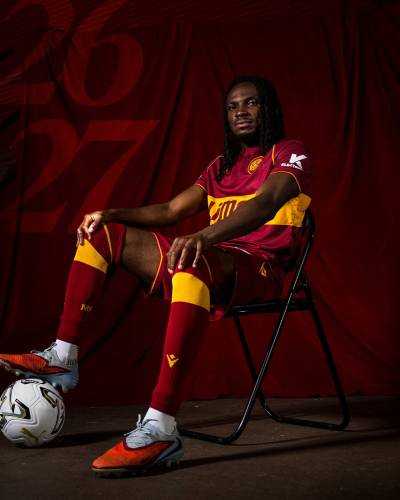 motherwell_26_27_macron_away_kit_1.jpg