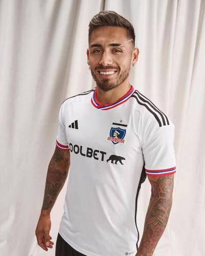colo_colo_2023_home_kit_4.jpg