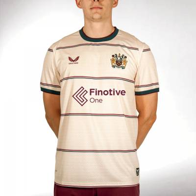 burnley_26_27_castore_away_kit_d2.jpg
