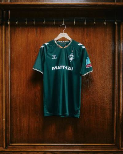 werder_bremen_26_27_hummel_away_kit_c.jpeg