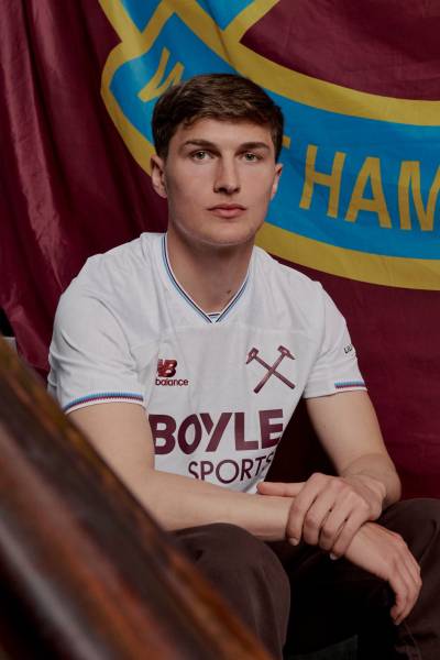 west_ham_united_26_27_new_balance_away_kit_a.jpeg