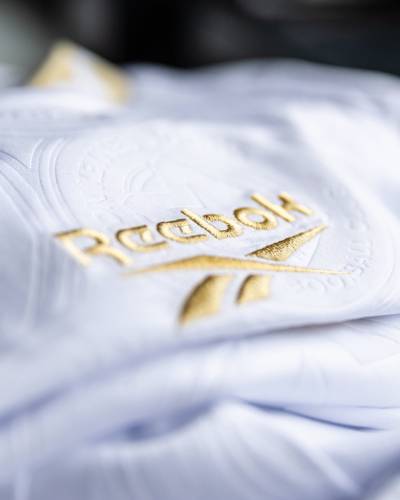 milton_keynes_dons_26_27_reebok_home_kit_d.jpeg