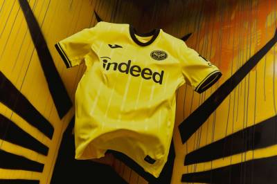 brentford_26_27_ joma_third_kit_c.jpg