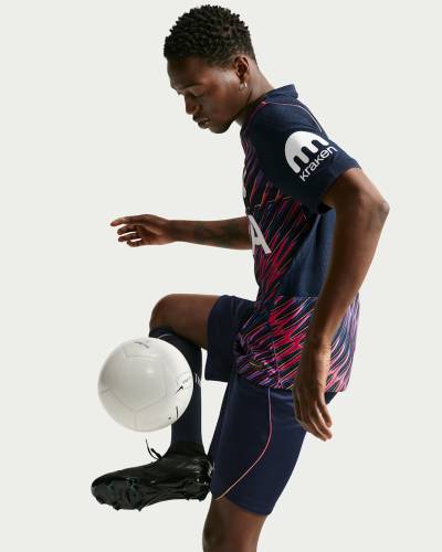 tottenham_hotspur_26_27_nike_away_kit_13.jpeg