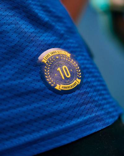 cape_town_city_26_27_umbro_home_kit_2a.jpg