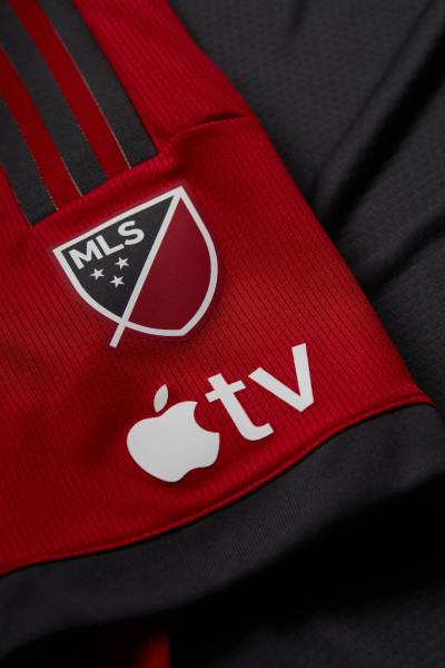 toronto_fc_2023_2024_adidas_home_kit_d.jpg