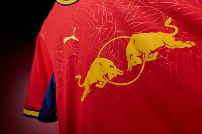 rb_leipzig_26_27_puma_away_kit_h5.jpg