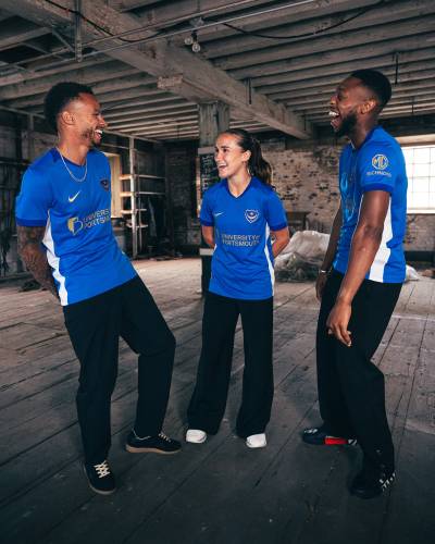 portsmouth_26_27_nike_home_kit_b.jpeg