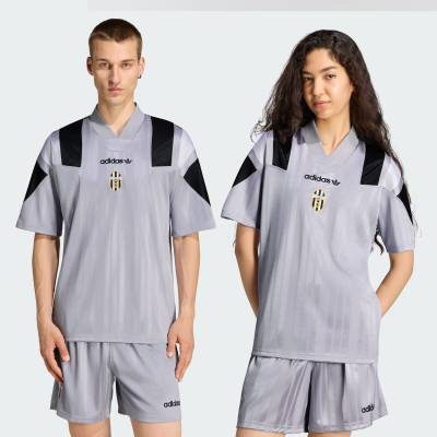 juventus_turin_eqt_jersey_a1.jpg