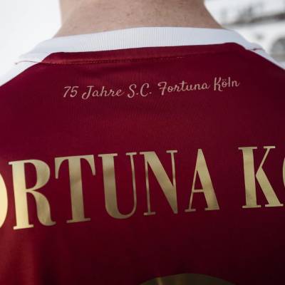 fortuna_koln_2023_capelli_75th_anniversary_shirt_f.jpeg
