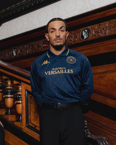 versailles_26_27_kappa_home_kit_1.jpg
