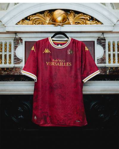 versailles_26_27_kappa_third_kit_e.jpg