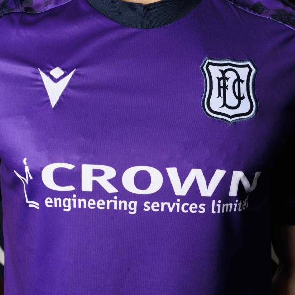 dundee_fc_2022_23_macron_third_kit_c.jpeg