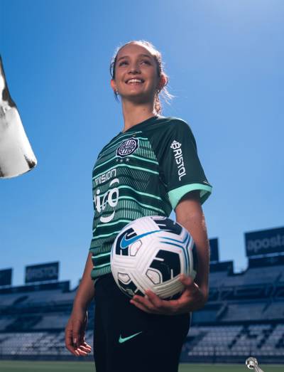 club_olimpia_2023_nike_third_kit_1.jpg