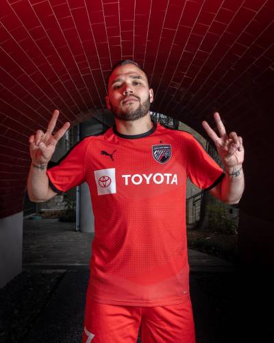 san_antonio_2023_puma_away_kit_a.jpeg