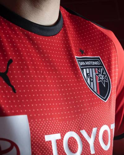 san_antonio_2023_puma_away_kit_e.jpeg