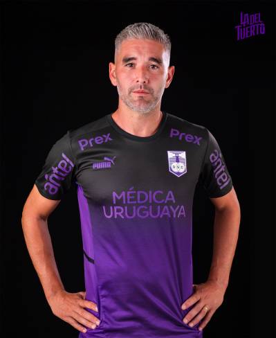 defensor_sporting_2023_puma_home_kit_a.jpeg