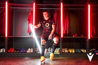 valour_fc_2023_macron_away_kit_b.jpeg