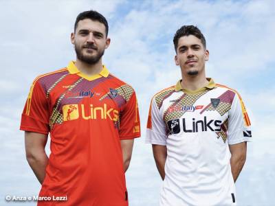 Lecce_115th_anniversary_shirt_b.jpeg