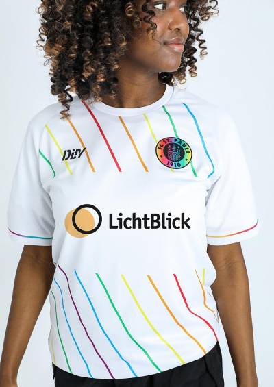 st_pauli_2023_akab_white_shirt_e.jpeg