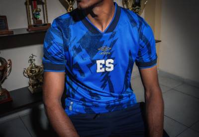 el_salvador_2023_24_umbro_home_kit_c.jpeg