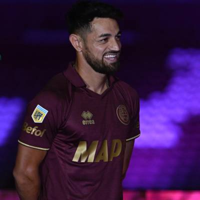 lanus_2023_errea_home_away_kits_a.jpeg