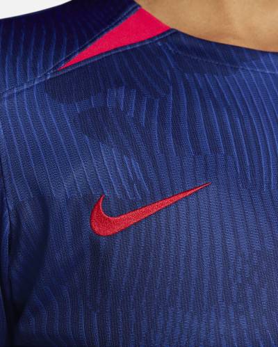 united_states_2023_nike_womens_away_shirt_4.jpeg