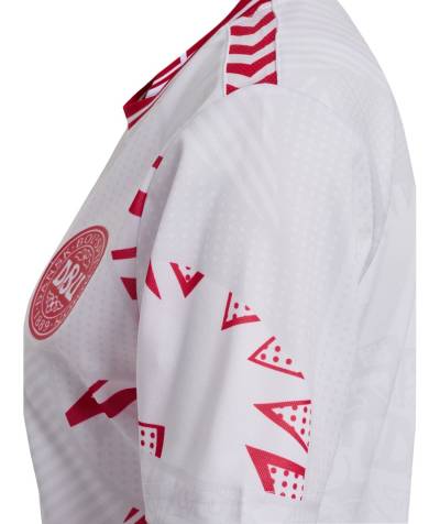 denmark_2023_hummel_womens_away_shirt_06.jpg