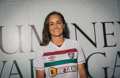 fluminense_2023_24_umbro_away_kit_a.jpeg