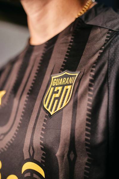 club_guarani_2023_kyrios_120th_anniversary_shirt_5.jpg