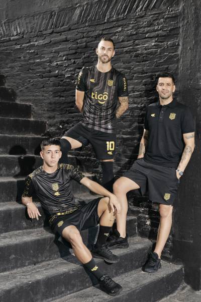 club_guarani_2023_kyrios_120th_anniversary_shirt_9.jpeg