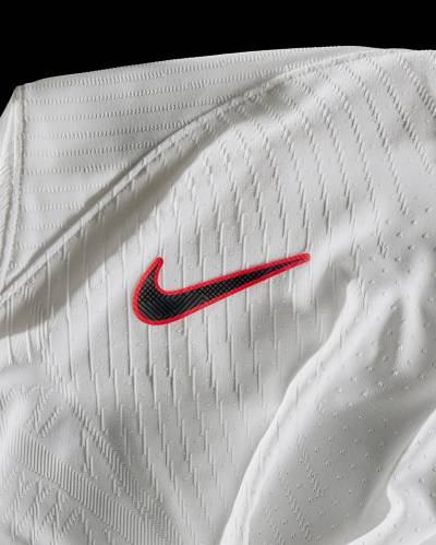 corinthians_2023_24_nike_home_kit_6.jpeg