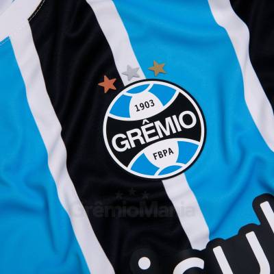 gremio_2023_24_umbro_home_kit_f.jpg
