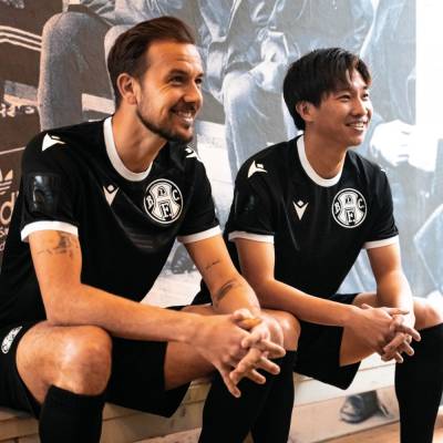 arminia_bielefeld_2023_macron_commemorative_jersey_i.jpeg