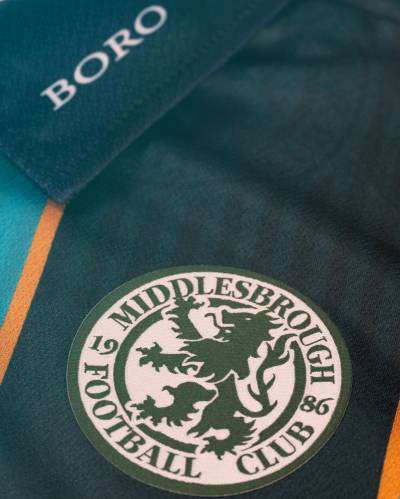 middlesbrough_94_95_errea_retro_away_shirt_c.jpeg