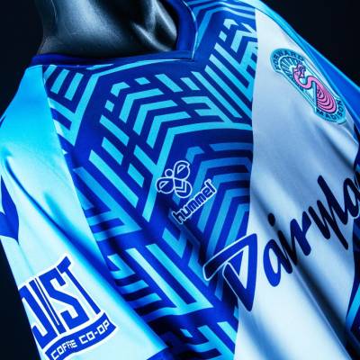 forward_madison_2023_24_hummel_home_kit_j.jpg
