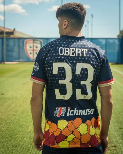 cagliari_2023_sant_efisio_shirt_h.jpeg
