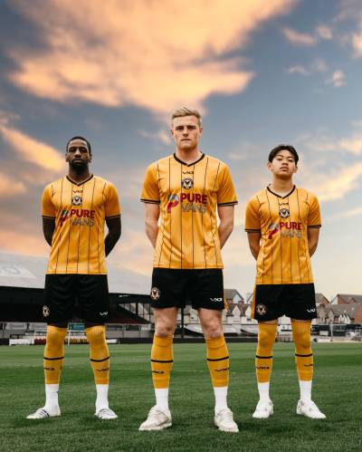 newport_county_2023_24_vx3_home_kit_a.jpeg