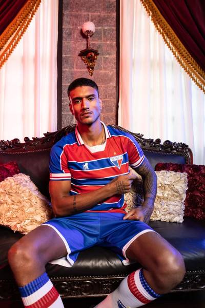 fortaleza_2023_leao_1918_home_kit_b.jpg