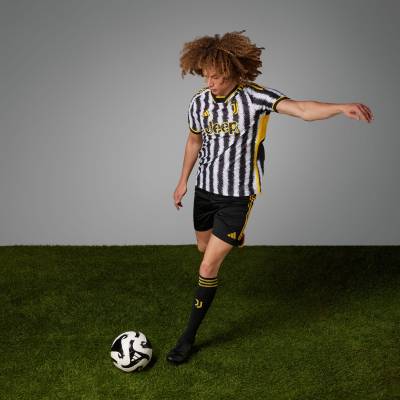 juventus_2023_24_adidas_home_kit_5.jpeg