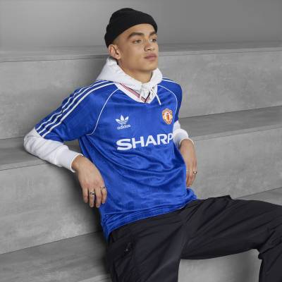 manchester_united_og_1988_90_third_retro_jersey_a.jpg