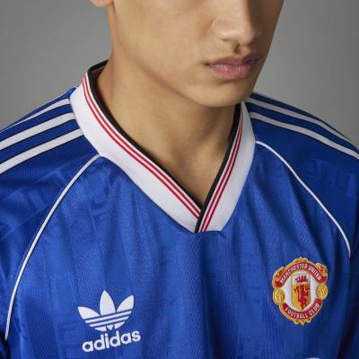 manchester_united_og_1988_90_third_retro_jersey_e.jpeg