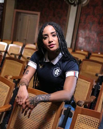 clube_do_remo_2023_volt_home_kit_c.jpeg