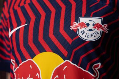rb_leipzig_2023_24_nike_away_kit_d.jpeg