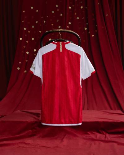 arsenal_2023_24_adidas_home_kit_2.jpeg