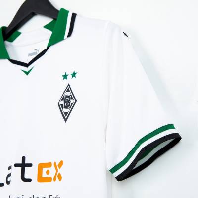 borussia_monchengladbach_2023_24_puma_home_kit_i.jpeg